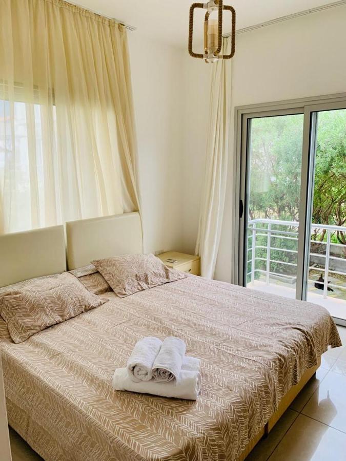 Beautiful & Quiet Two-Bedroom Apartment With Private Garden Lukomorye C1 Girne Buitenkant foto