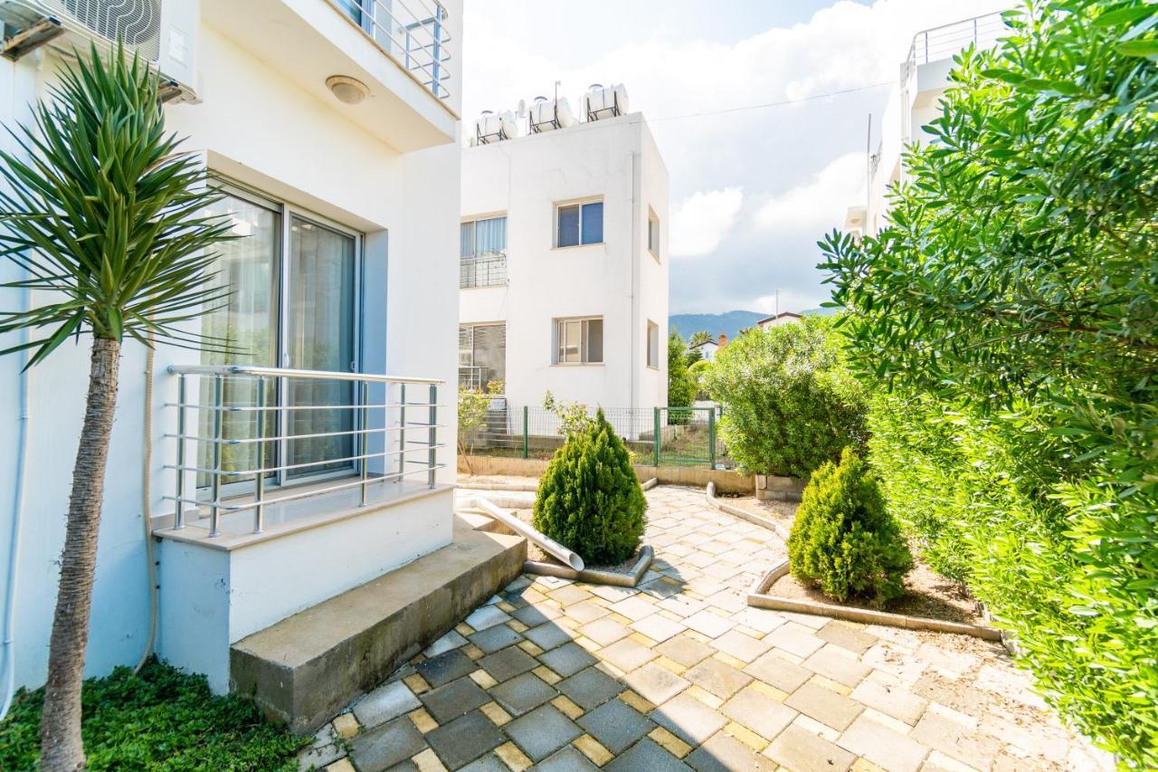Beautiful & Quiet Two-Bedroom Apartment With Private Garden Lukomorye C1 Girne Buitenkant foto