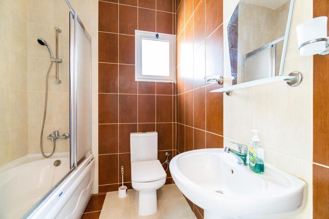 Beautiful & Quiet Two-Bedroom Apartment With Private Garden Lukomorye C1 Girne Buitenkant foto
