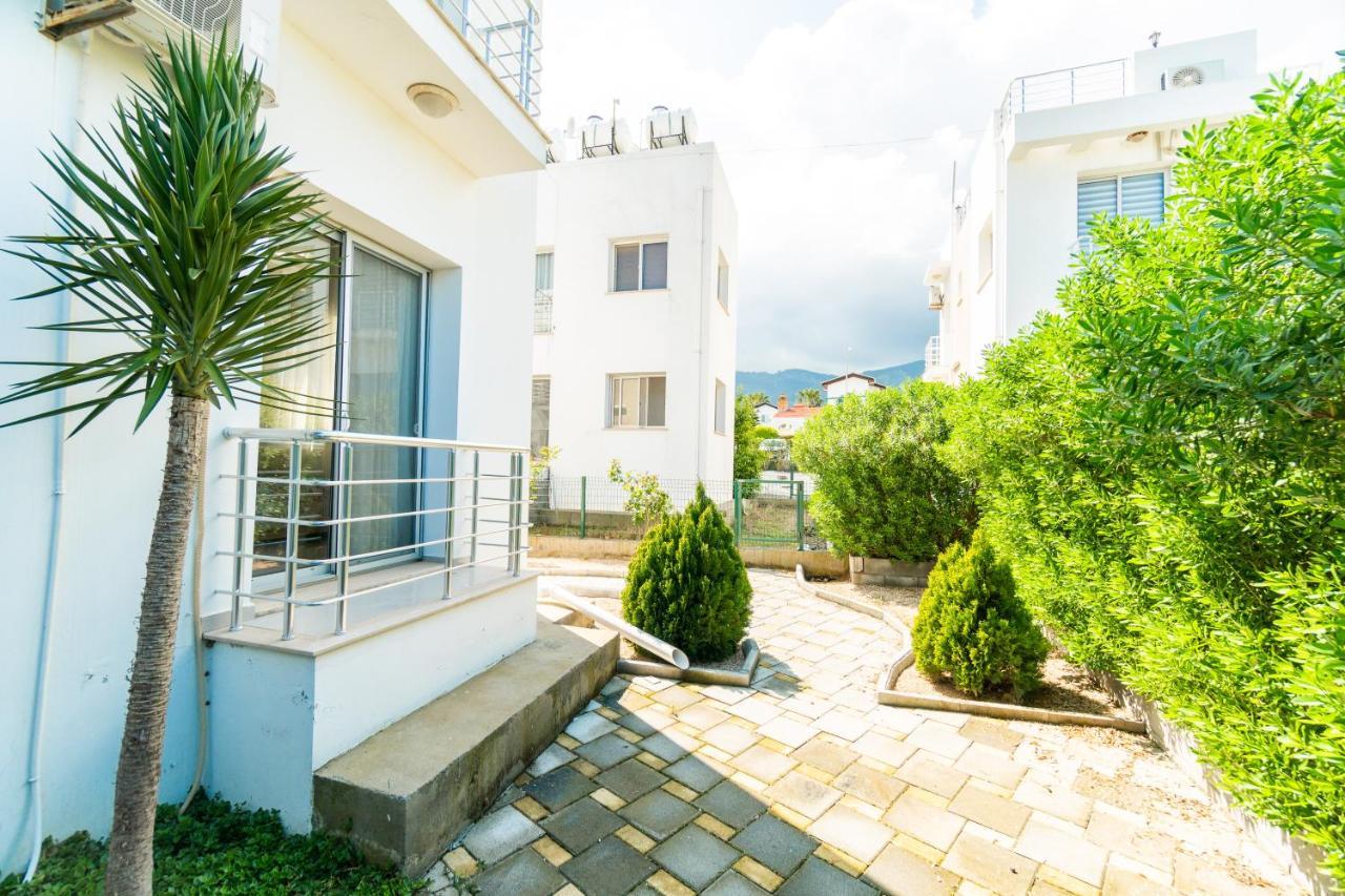 Beautiful & Quiet Two-Bedroom Apartment With Private Garden Lukomorye C1 Girne Buitenkant foto